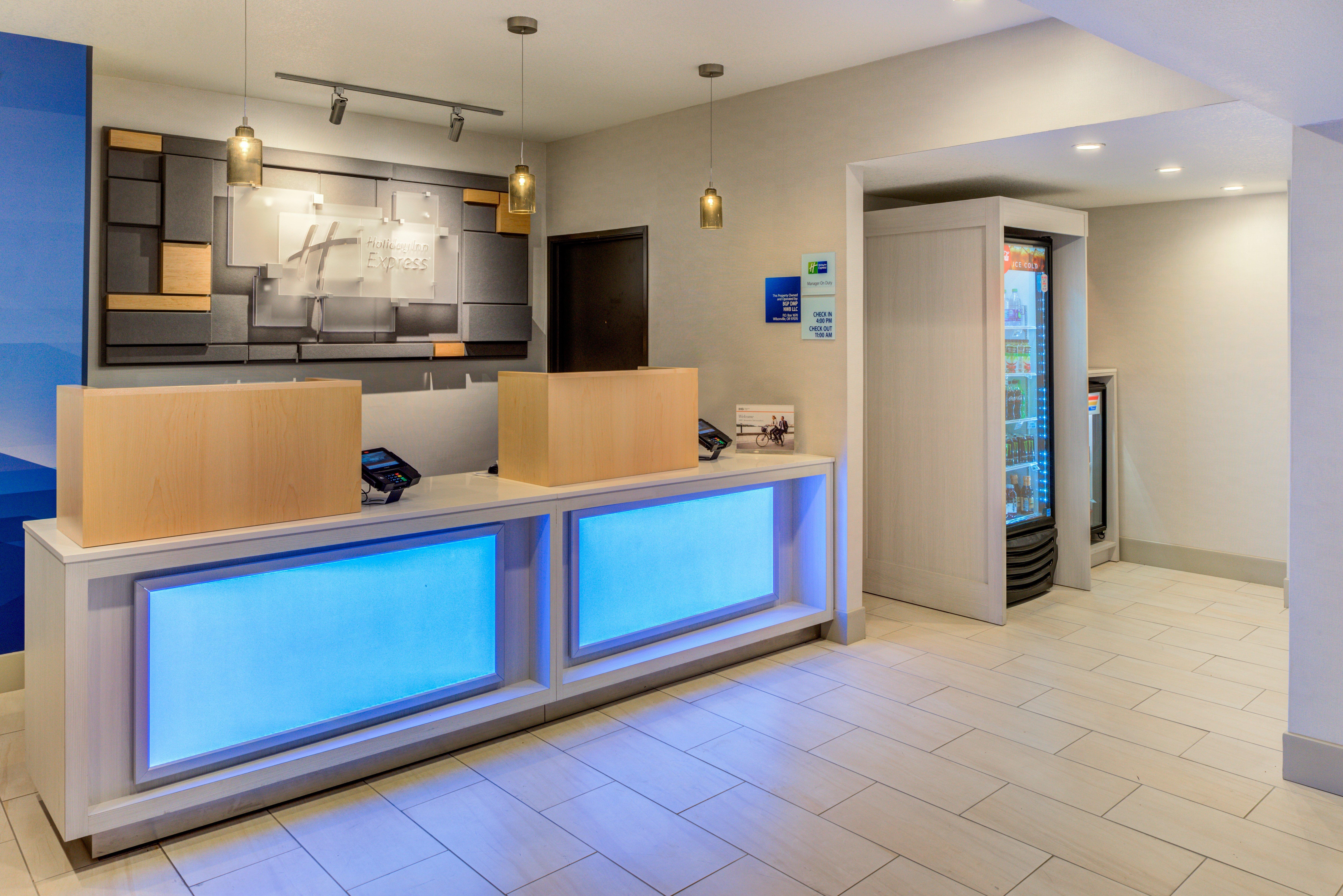 Holiday Inn Express Newberg - Wine Country By Ihg Exterior photo